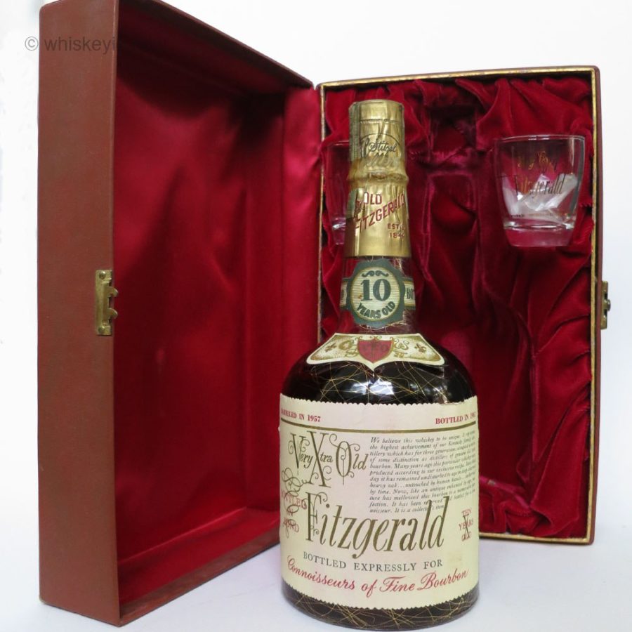very_xtra_old_fitzgerald_10_1967_full whiskey id identify vintage