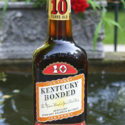 DOUBLE SPRINGS KENTUCKY STRAIGHT BOURBON WHISKEY 1/10 PINT LABEL UNUSED 