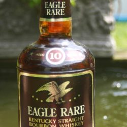 eagle rare 10 year 90 proof export bourbon - front