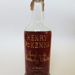 henry mckenna bourbon 1963 - front