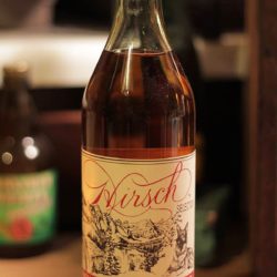 hirsch_12yr_canadian_whiskey_front