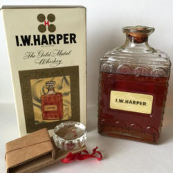 iw_harper_bonded_bourbon_decanter_1946-1951_front_box