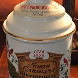 old_commonwealth_north_carolina_bicentennial_decanter_1975_front