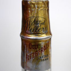 old_fitzgerald_bonded_6_year_bourbon_half_gallon_swing_1963_capsule