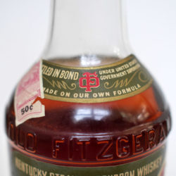 old_fitzgerald_bonded_bourbon_1947-1951_neck