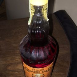 old_grand_dad_bonded_bourbon_1971_top