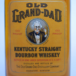 old_grand_dad_bonded_bourbon_pint_1947-1952_front_label