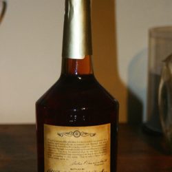 old rip van winkle 10 year 107 proof bourbon 1993 back