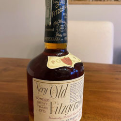 very_old_fitzgerald_8_year_bourbon_1981_side