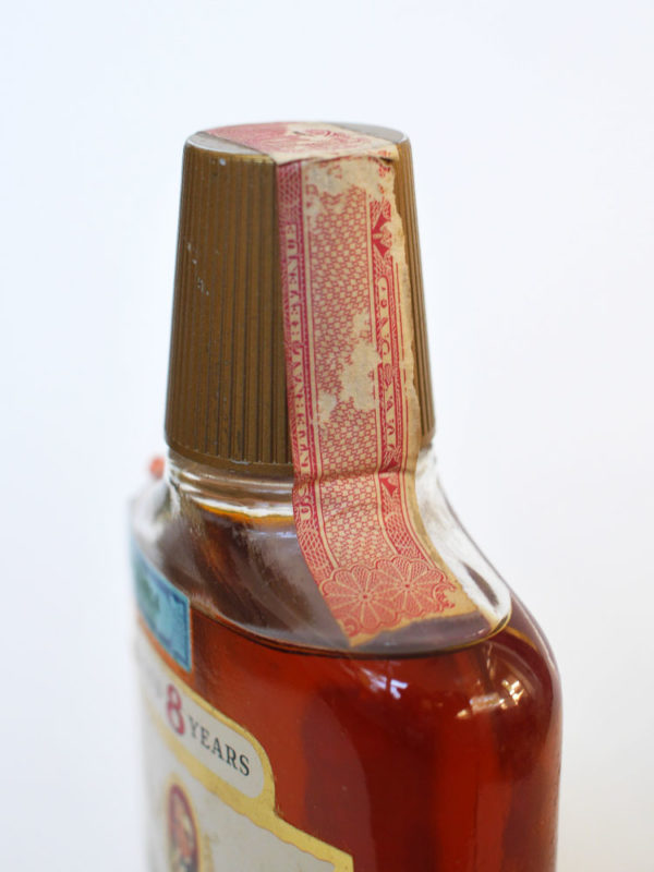 walker's deluxe whiskey id identify vintage and collectible bourbon