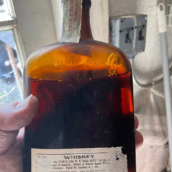 wm_berkele_sour_mash_whiskey_1914_1925_prohibition_back